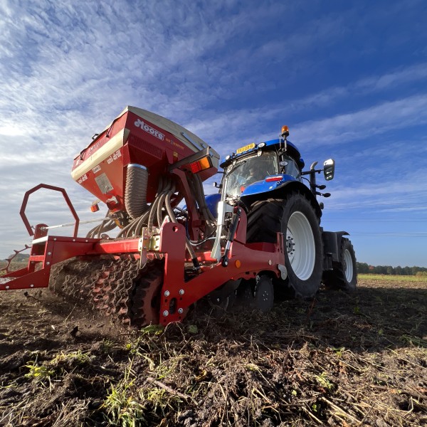 - 
  id: producten/moore-unidrill/img_3648.jpeg